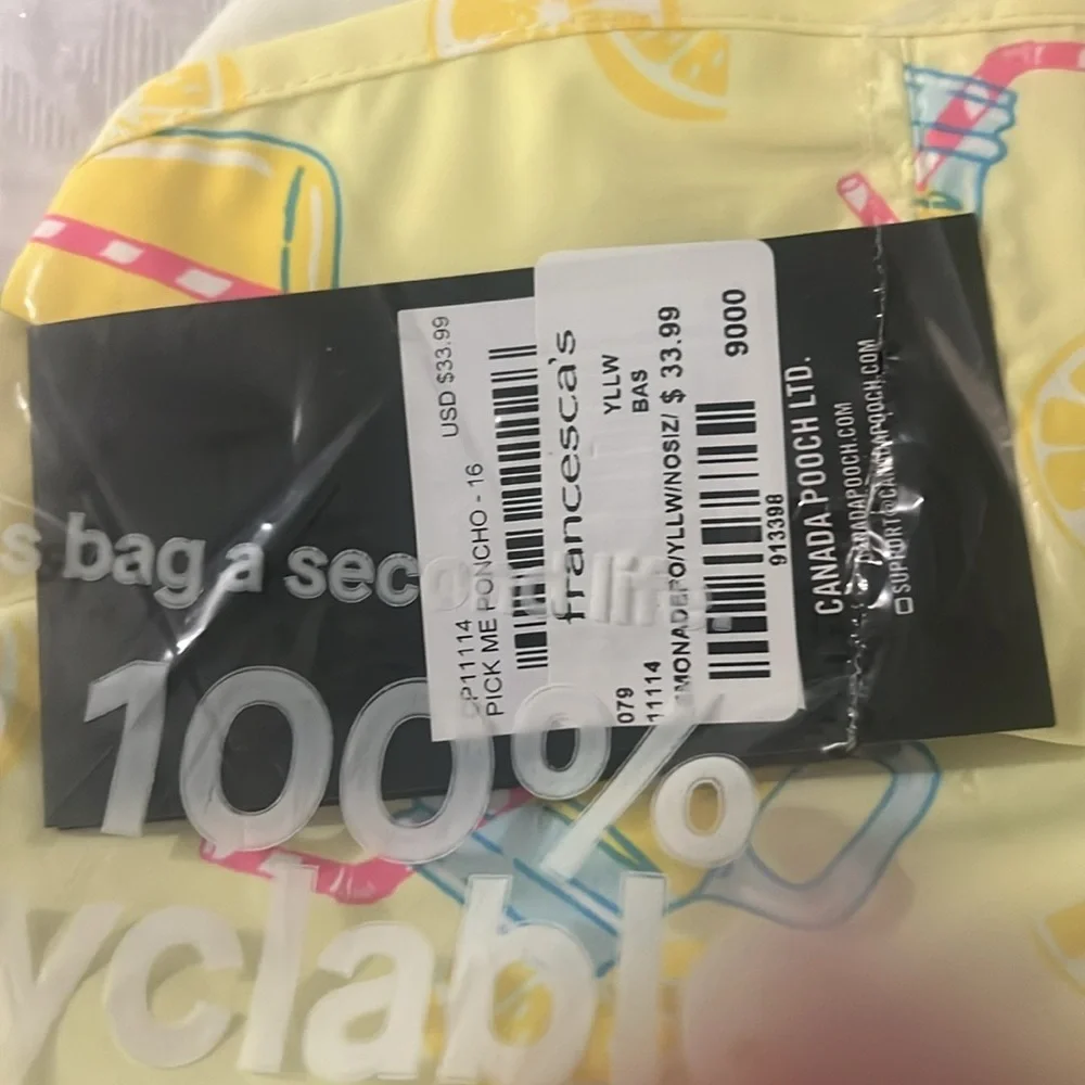 Canada Pooch Pick Me Poncho NWT